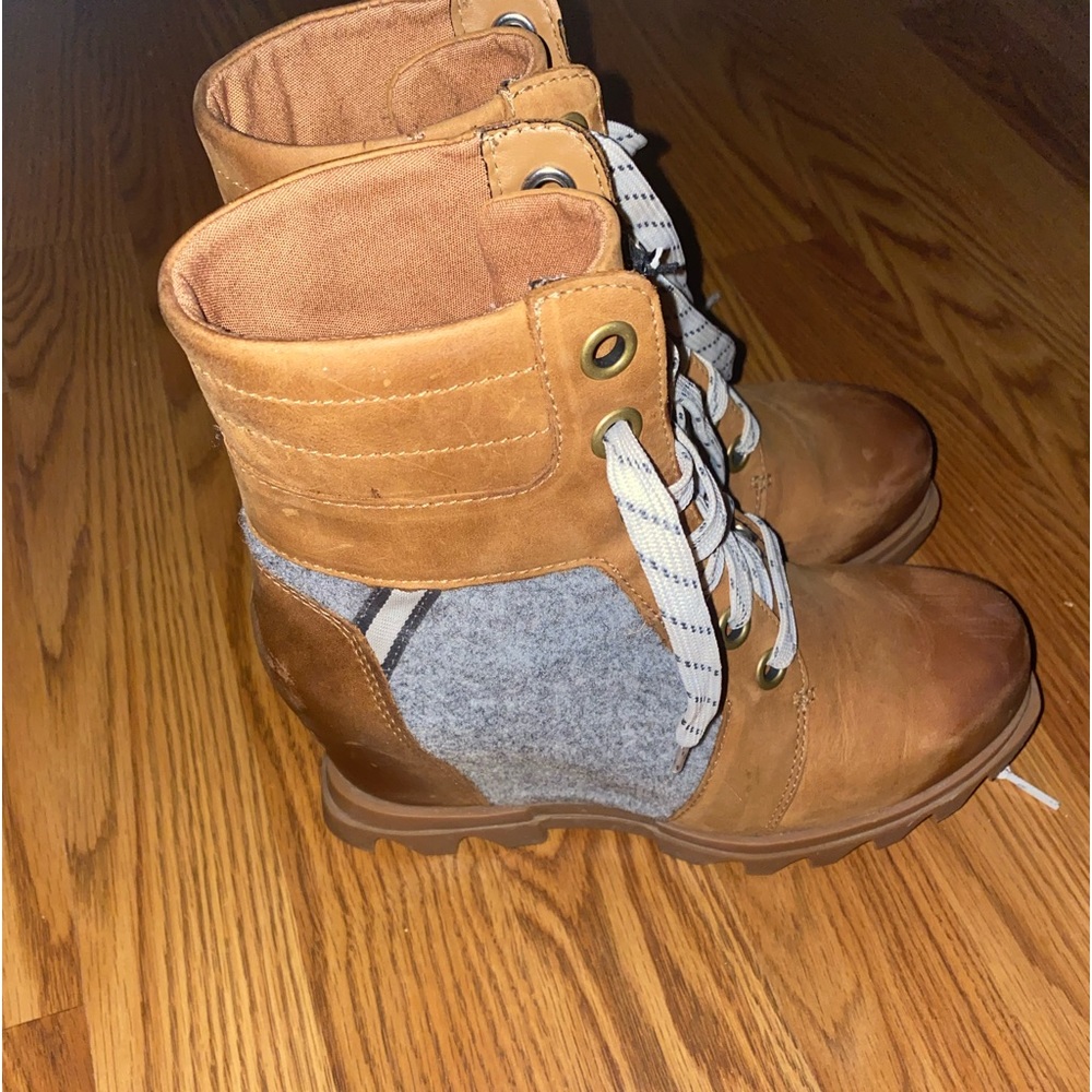 Sorrell boots